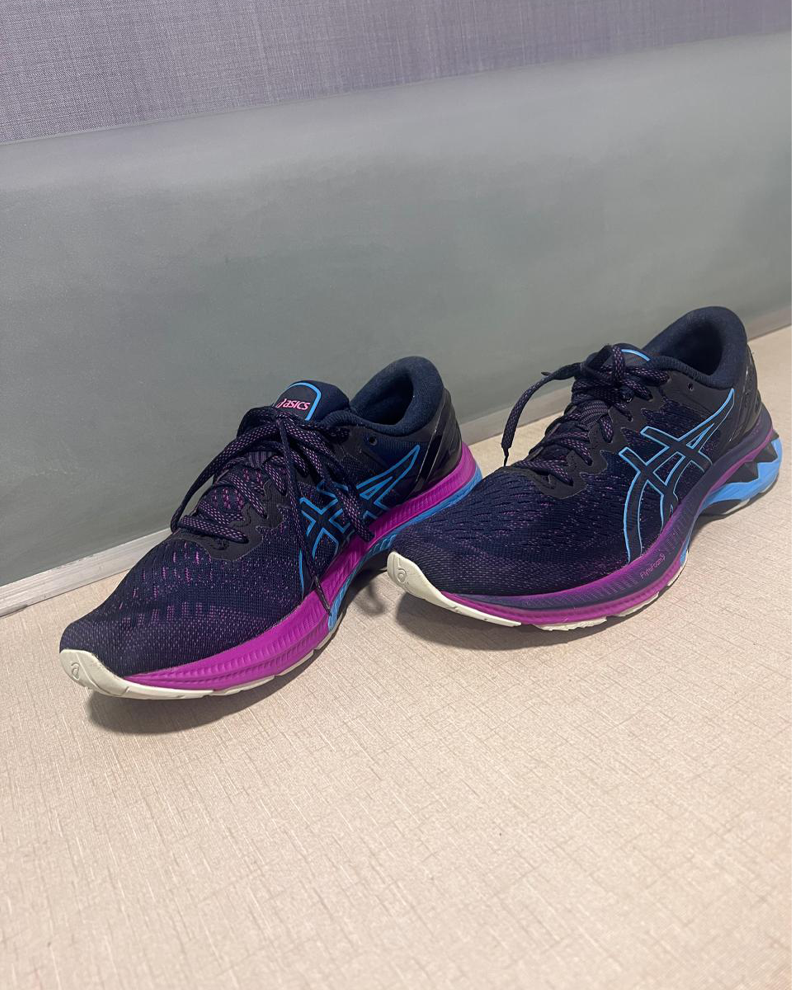 ASICS Men’s Gel Nimbus Style Navy Purple Running Shoes - Image 2