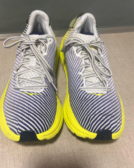 Hoka One One Rincon 3 – White/Navy Striped with Neon Yellow Sole